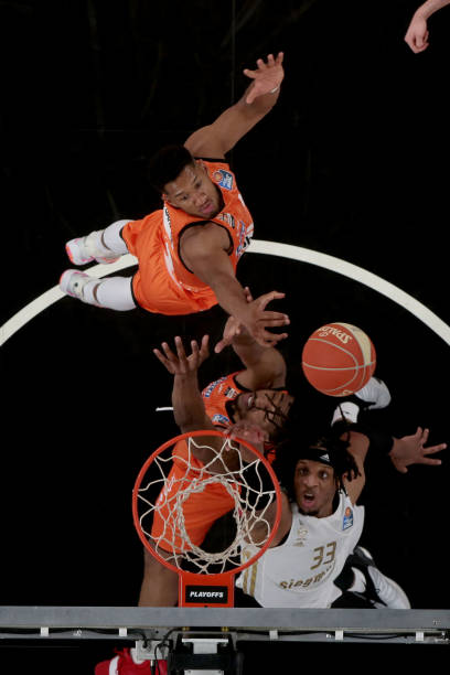 迫使切尔西 迫使切尔西